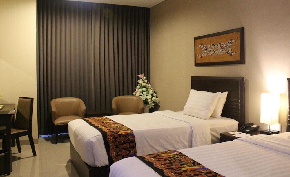 Grand Abe Hotel Jayapura Kültér fotó