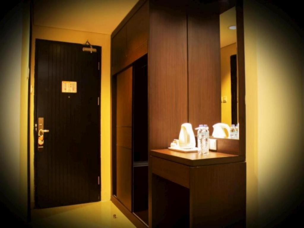 Grand Abe Hotel Jayapura Kültér fotó