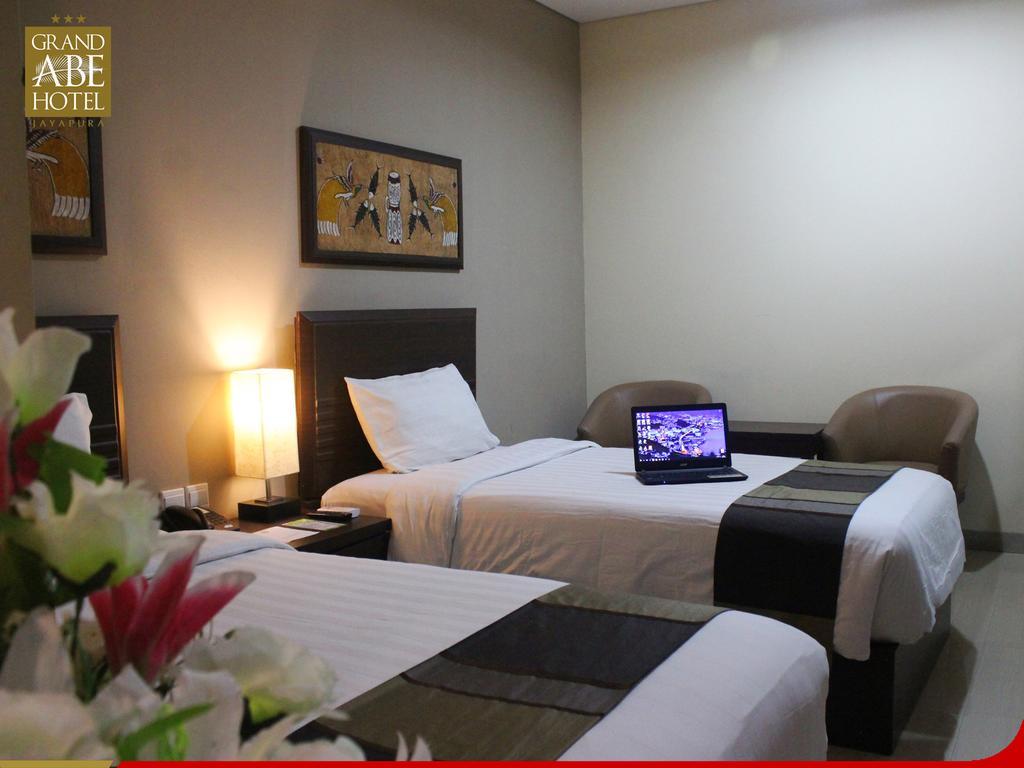 Grand Abe Hotel Jayapura Kültér fotó